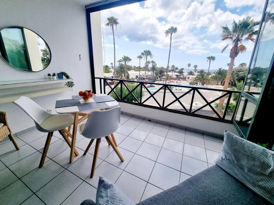 Апартаменты Luxury Ocean View Playa Roca Коста-Тегисе Экстерьер фото