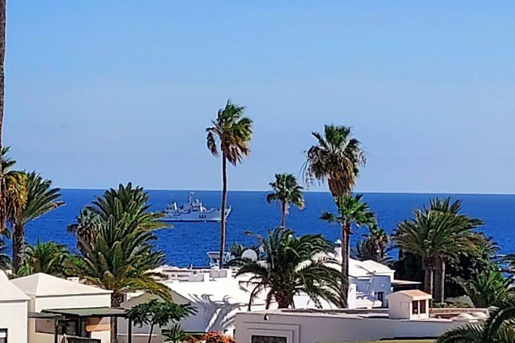 Апартаменты Luxury Ocean View Playa Roca Коста-Тегисе Экстерьер фото