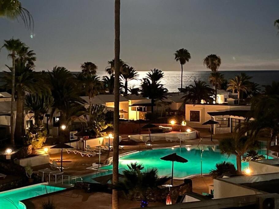 Апартаменты Luxury Ocean View Playa Roca Коста-Тегисе Экстерьер фото